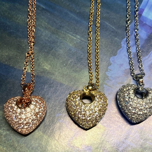 Gold Plated Heart Necklace Statement - Picture 8 of 10